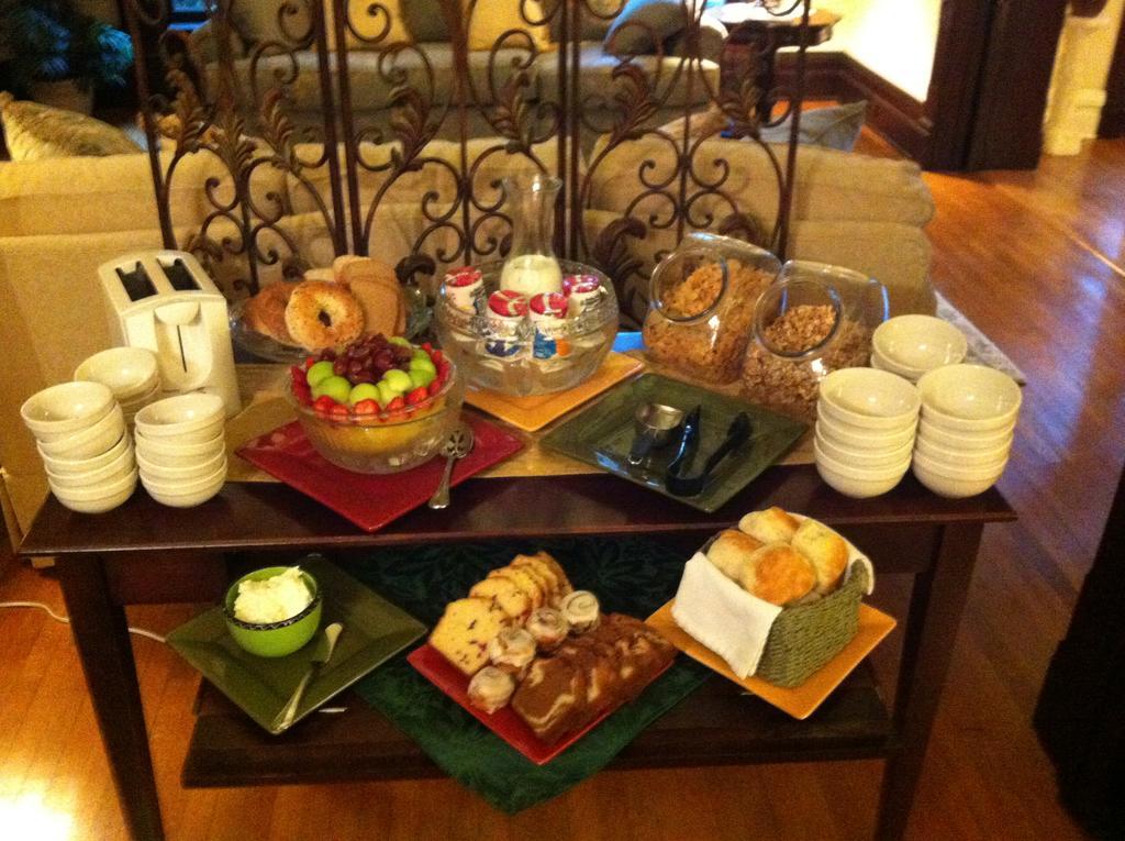 Lyndon House Bed & Breakfast レキシントン エクステリア 写真
