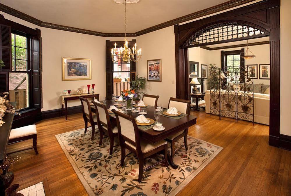 Lyndon House Bed & Breakfast レキシントン エクステリア 写真